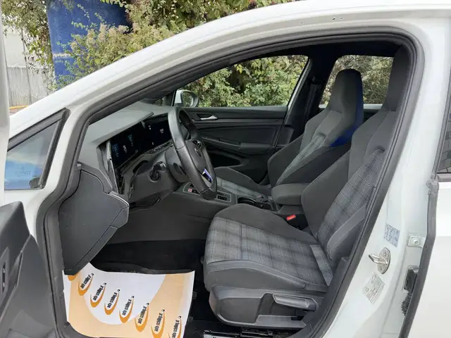 Volkswagen Golf view 9