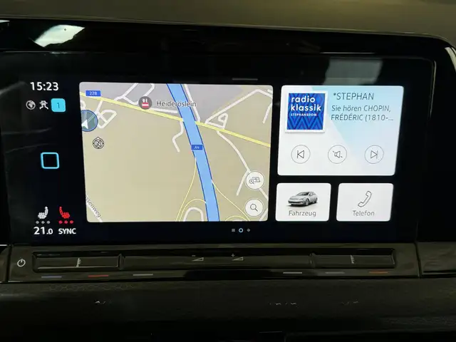 Volkswagen Golf view 18