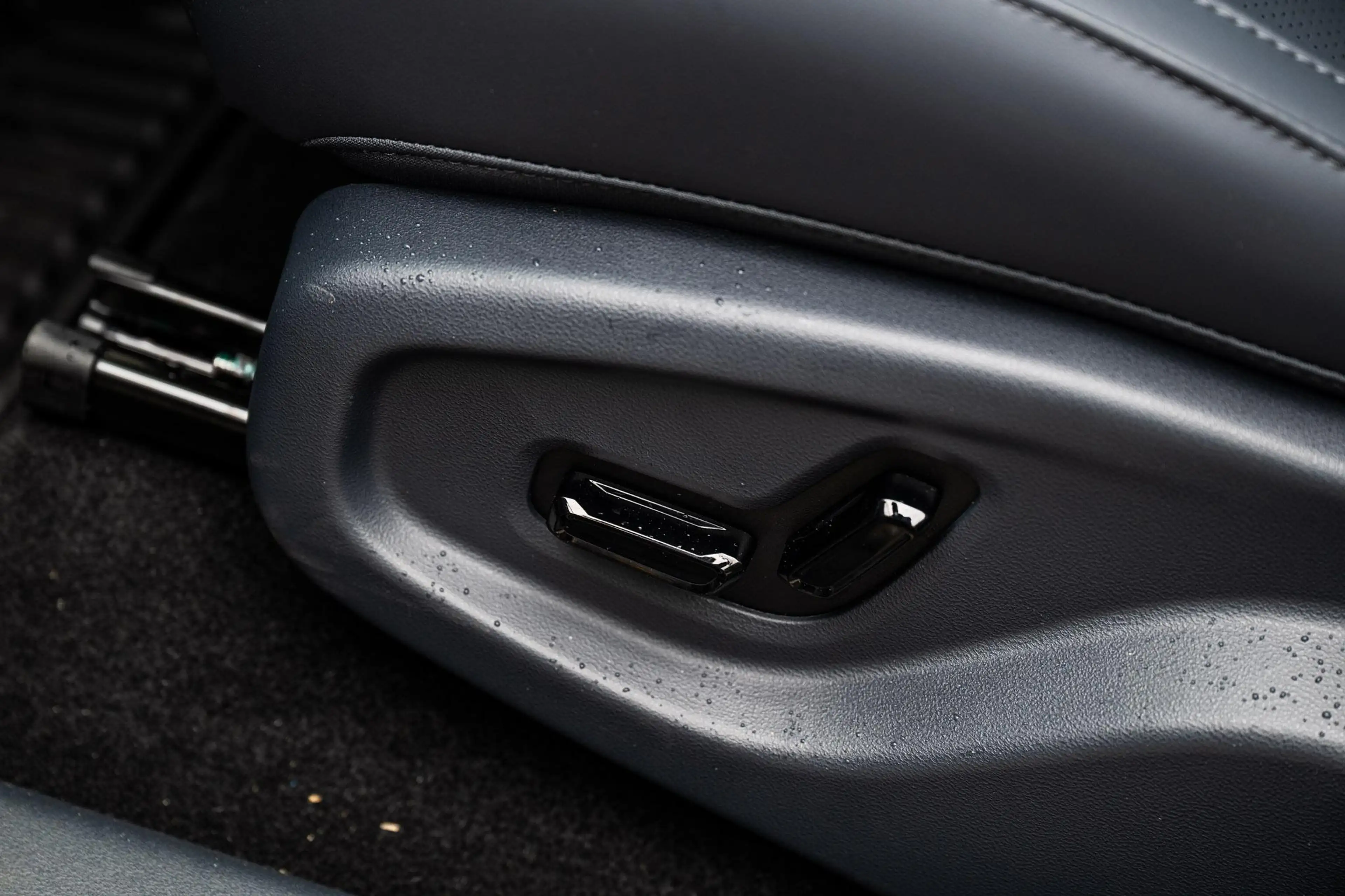 Geely Starray EM-i 1.5 Max+ | 136km Elektrisch bereik | Ventilatie- e — photo 7