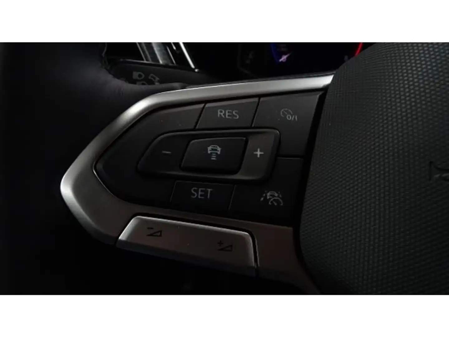 Volkswagen T-Cross T-Cross 1.0 TSI 110 Start/Stop DSG7R-Line Tech Noir - 2