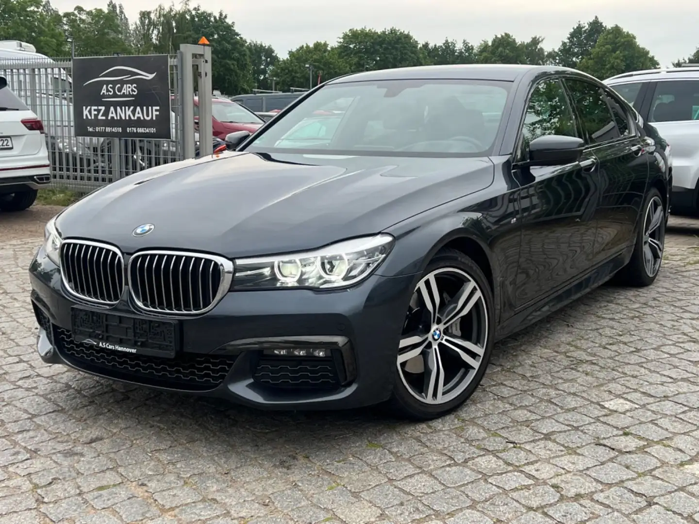 BMW 730 d M Sport*LED*Headup*Softclose*Kamera*Euro6 Gris - 1