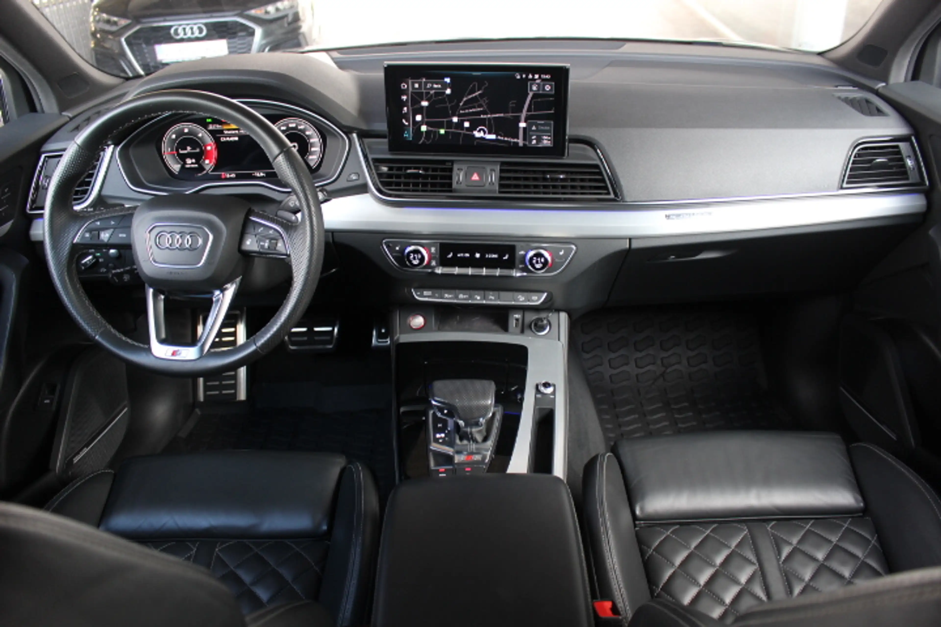 Audi SQ5 SQ5 3.0 TDi V6 Quattro SQ5 Plus Tiptronic — photo 7