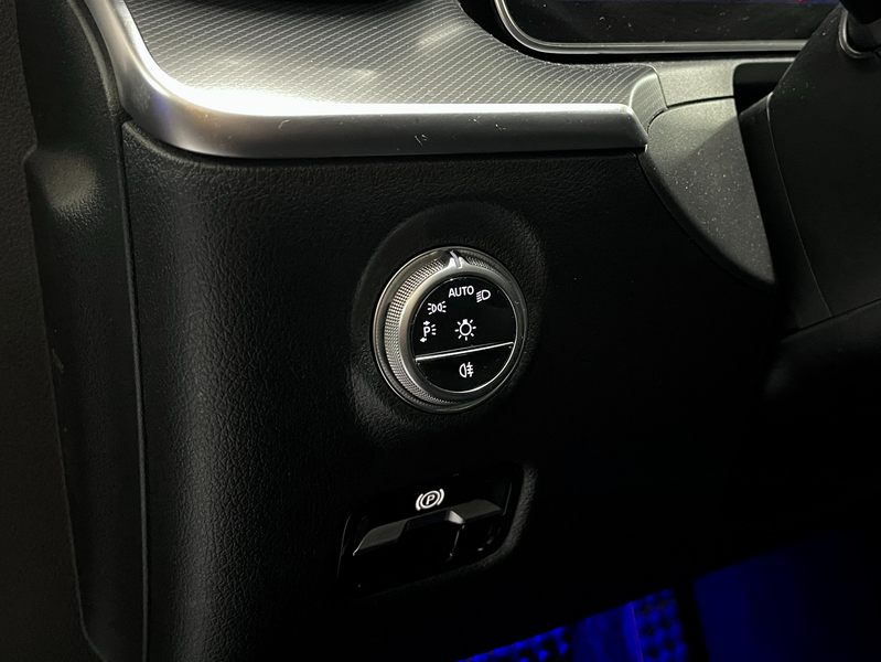 Mercedes-Benz C 220 d | AMG-line | NIGHT | LED | ACC | DESIGNO MAGNO — photo 12