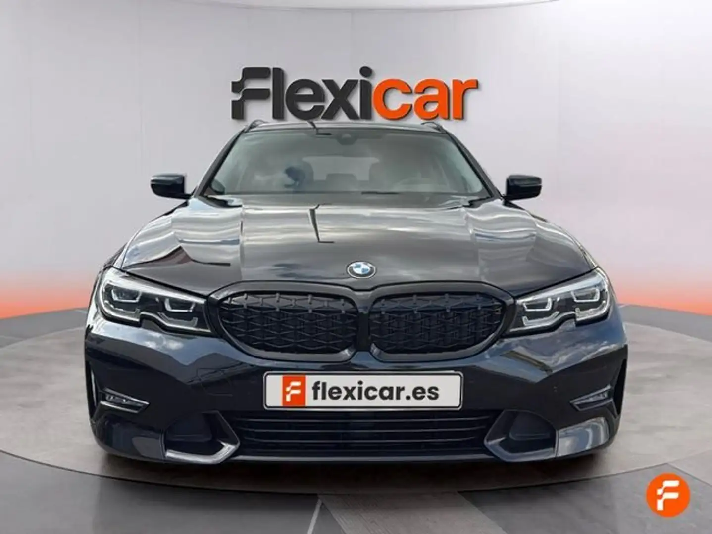 BMW 320 320d Auto.Touring Negro - 2
