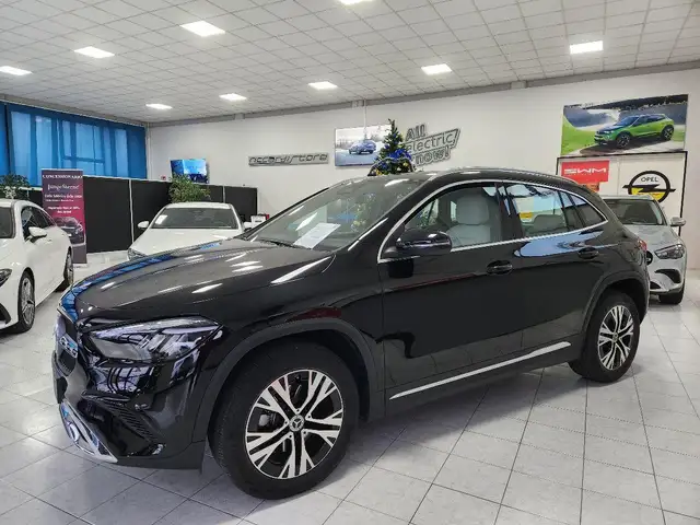 Mercedes-Benz GLA 180 180 Automatic Sport Plus