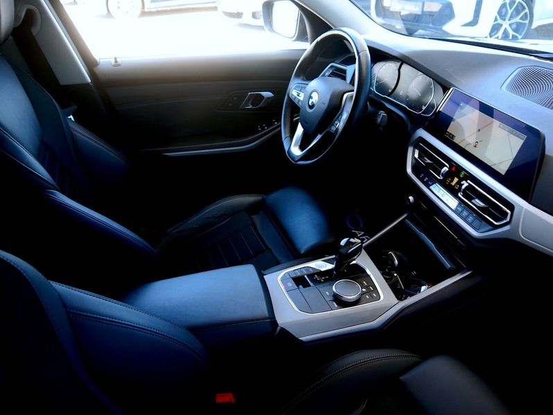 BMW 320 d Touring Advantage Aut. *Live Cockpit Plus & Spo — photo 10