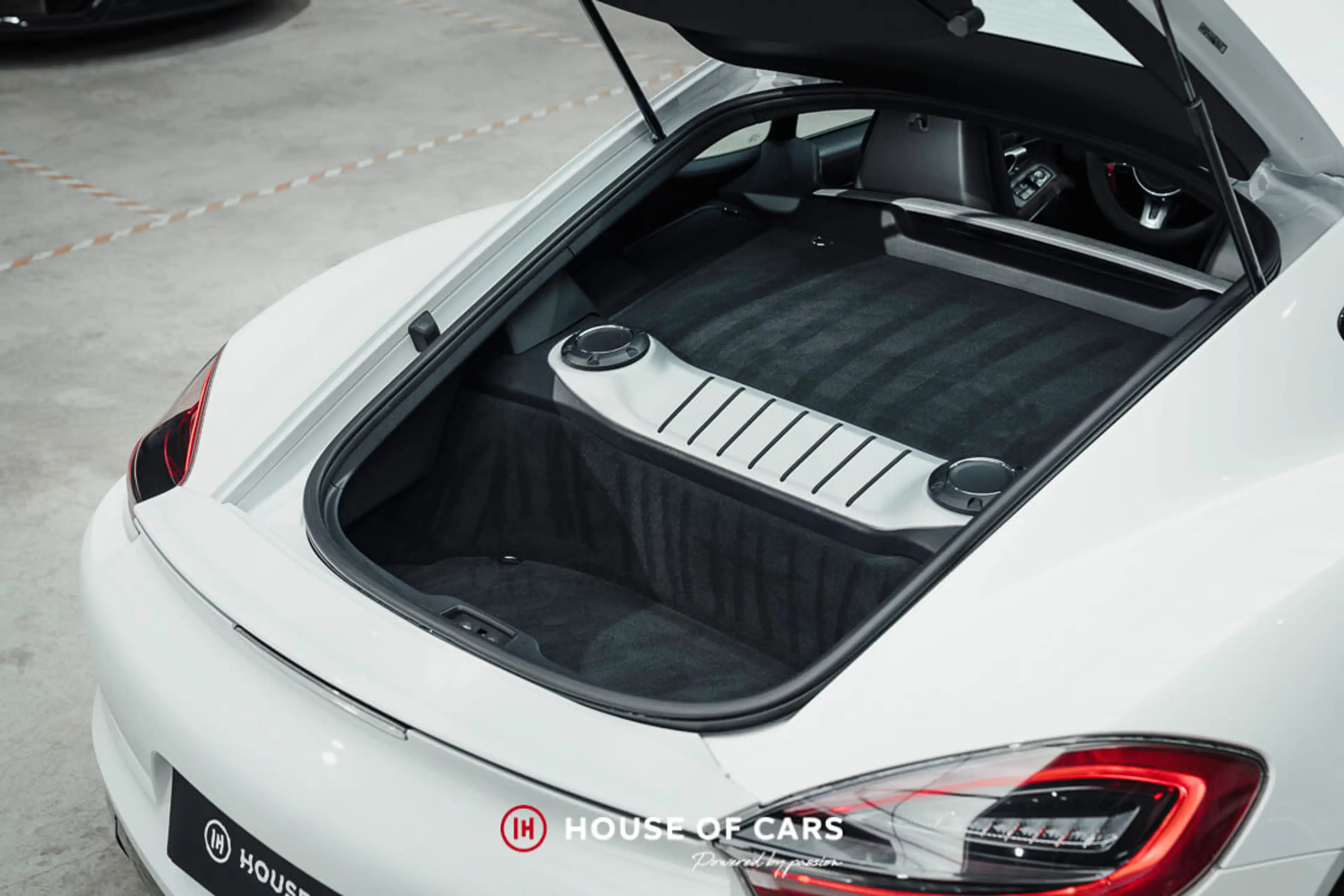 Porsche Cayman 981 Cayman GTS PDK - 1st paint - Mint ! — photo 14