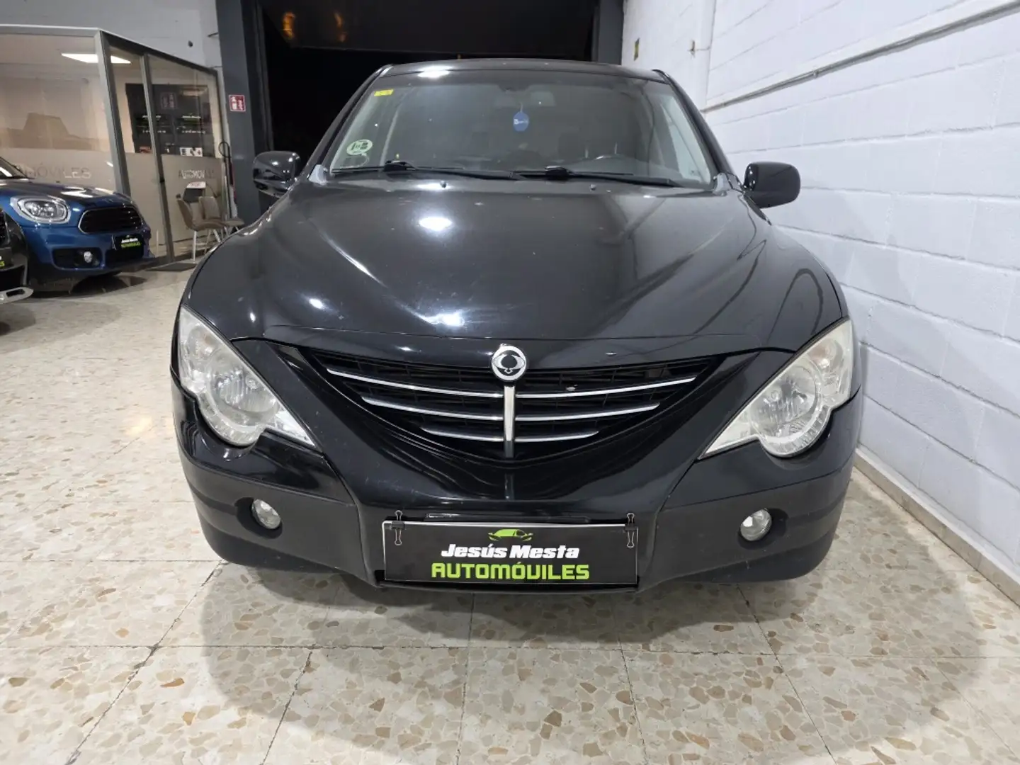 SsangYong Actyon 200Xdi Limited Aut. Noir - 2