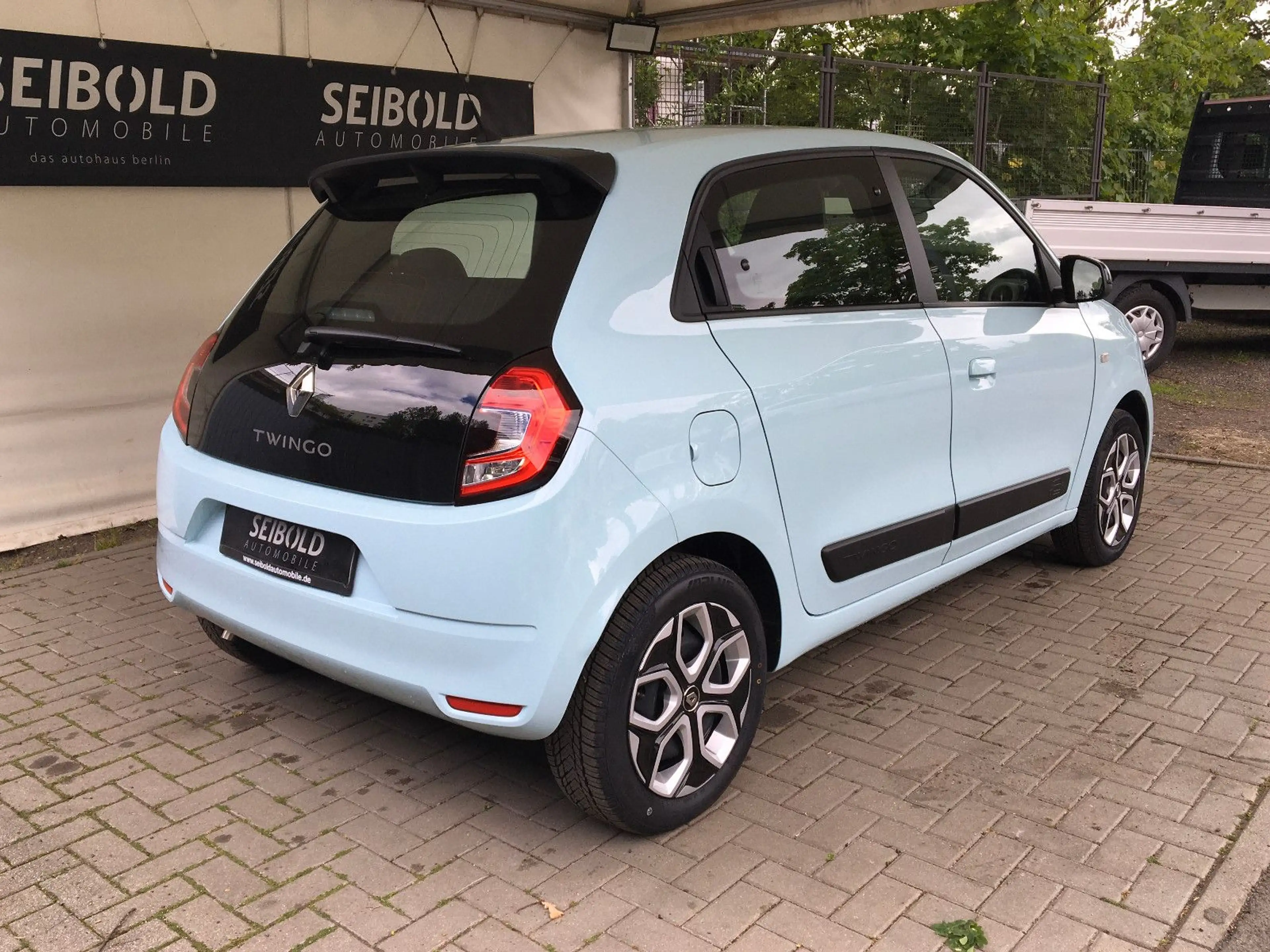 Renault Twingo 1.0 Equilibre/1.H/3TKM/Klimatr/Temp/DAB — photo 5