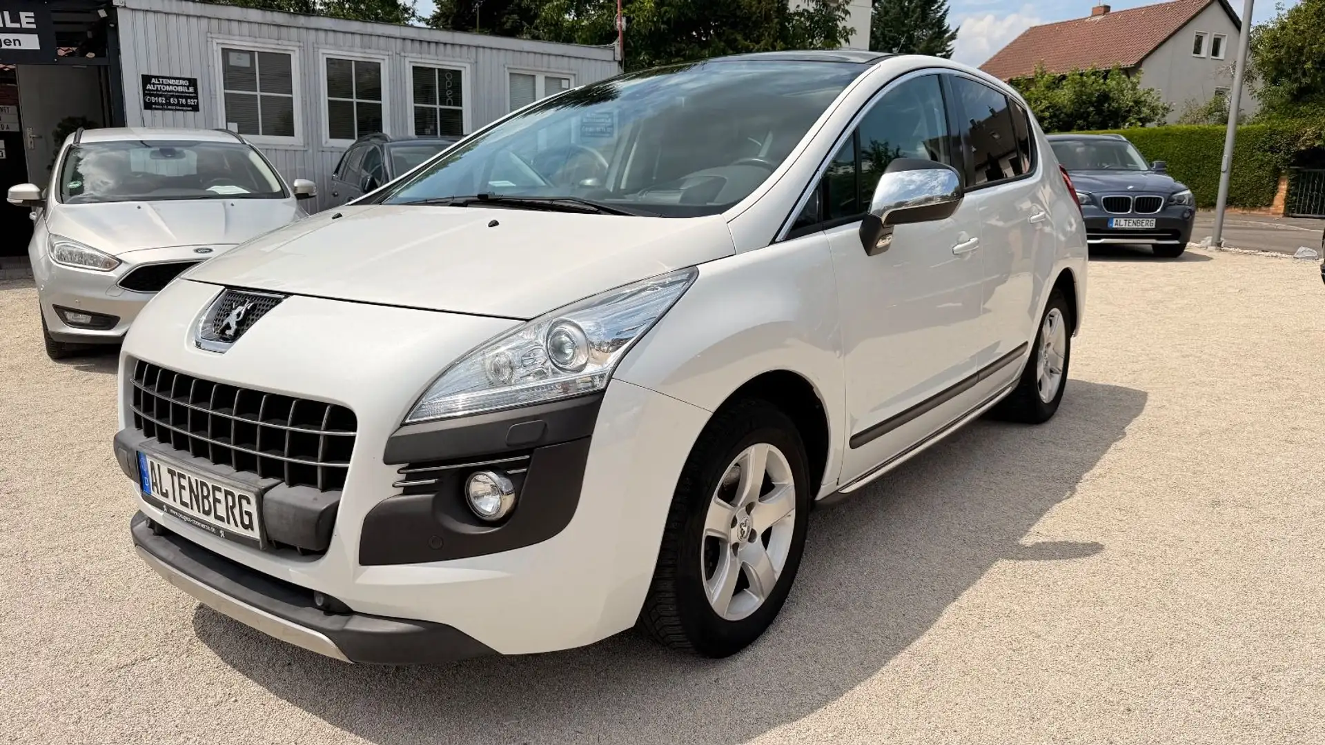 Peugeot 3008 Allure,Xenon,1 Hand,AHK,Head-Up Display Weiß - 1