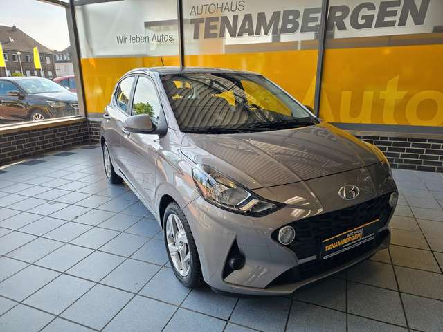 Hyundai i10 Trend AUTOMATIK SHZ PDC LenkrHzg DAB Spurhal