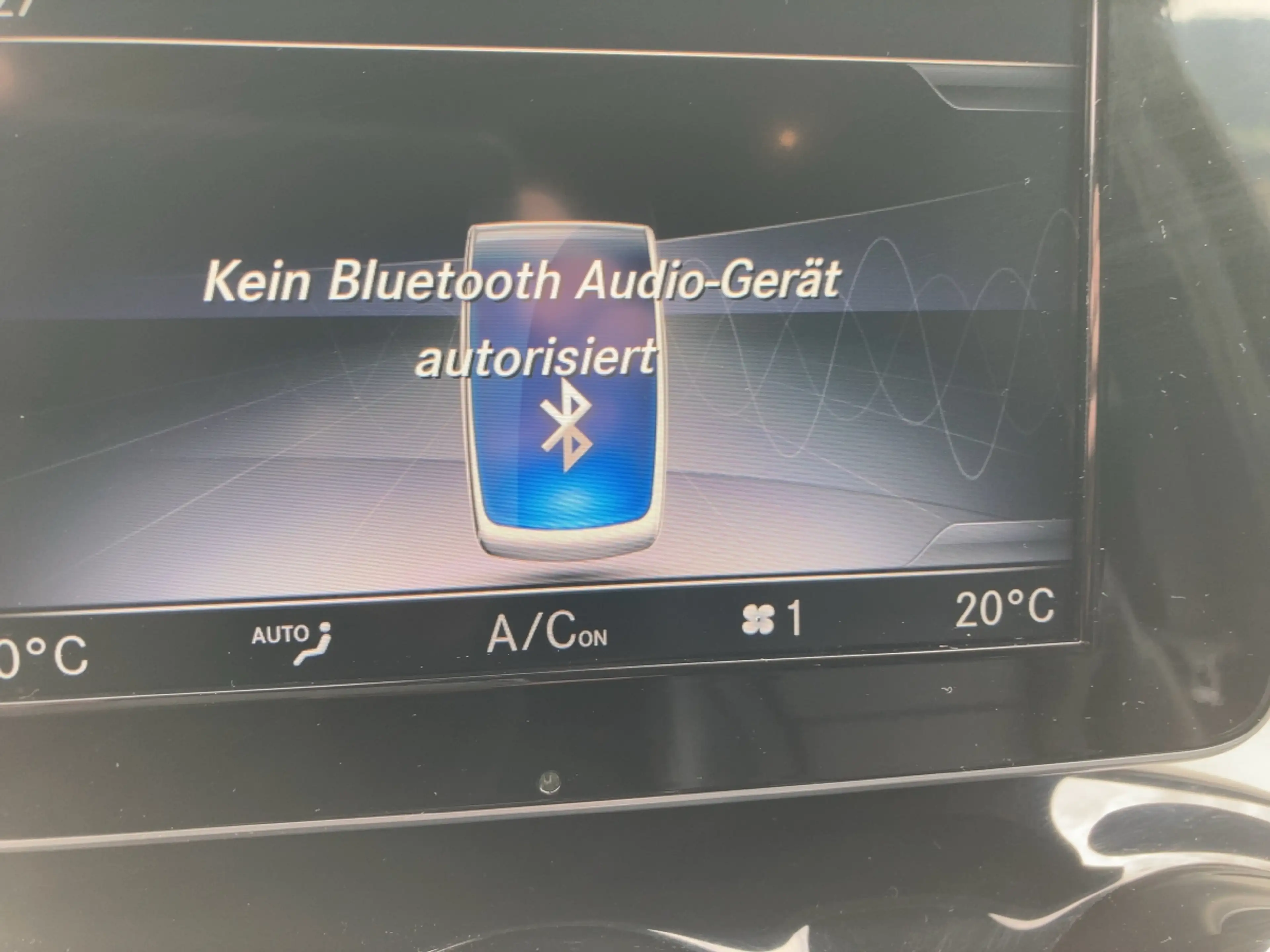 Mercedes-Benz GLC 350 e 4MATIC RKam PTS Shz Ambi LED Klima — photo 15