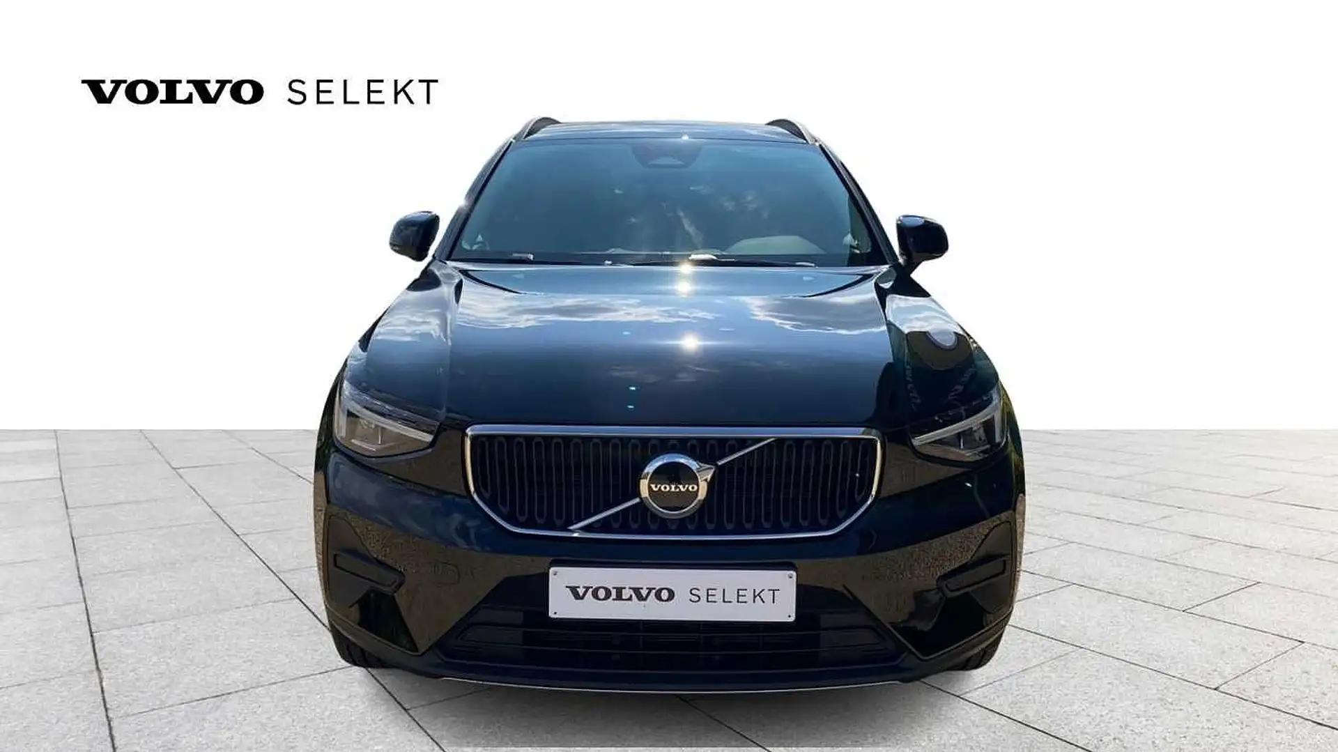 Volvo XC40 Essential, B3 Mild hybrid, Benzine ***SUMMERDEAL** Noir - 2