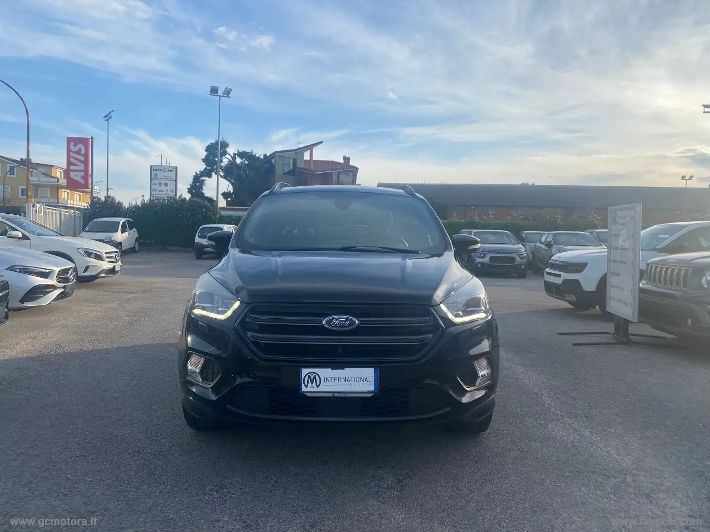 Ford Kuga 1.5 TDCI 120 CV S&S 2WD ST-Line Negro - 2