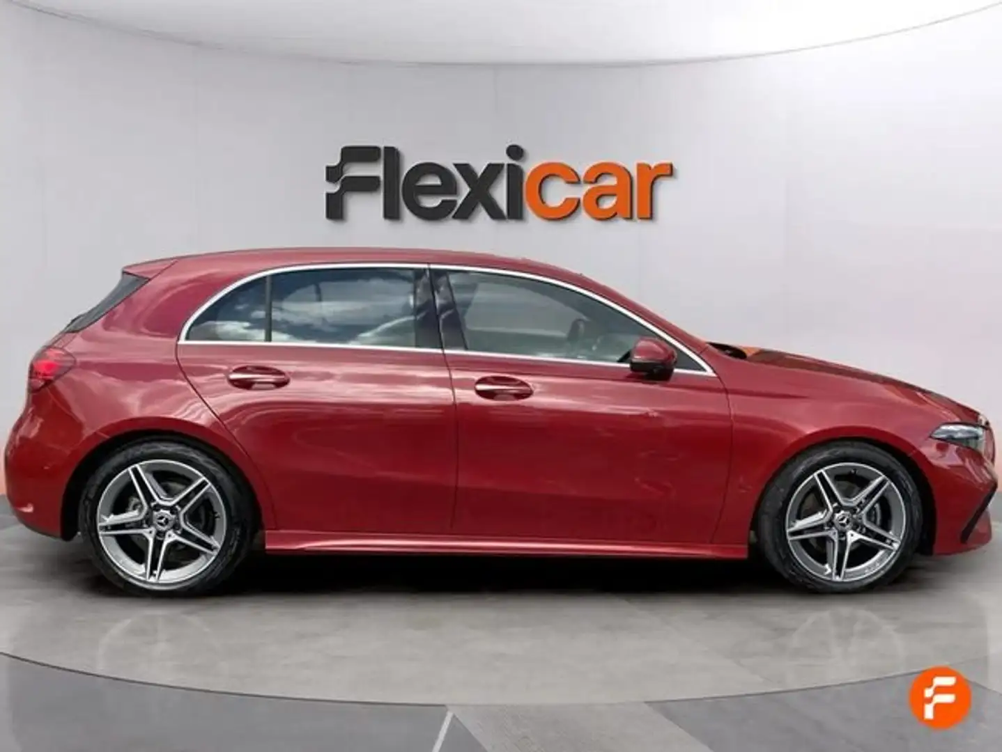 Mercedes-Benz A 180 Rojo - 2