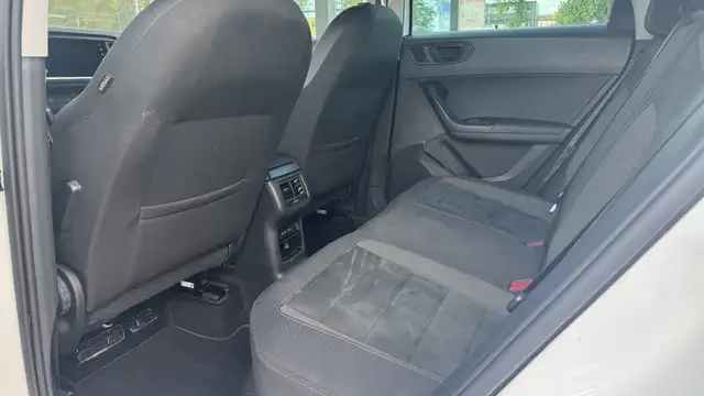 SEAT Ateca view 13