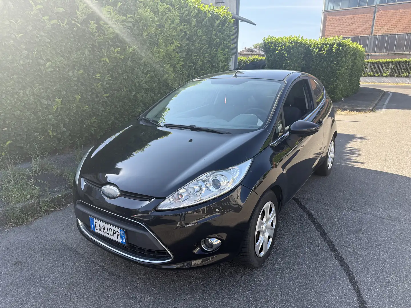 Ford Fiesta 3p 1.4 16v Titanium Gpl Nero - 1