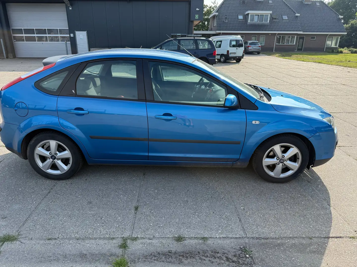 Ford Focus Focus 1.6-16V Futura - 2