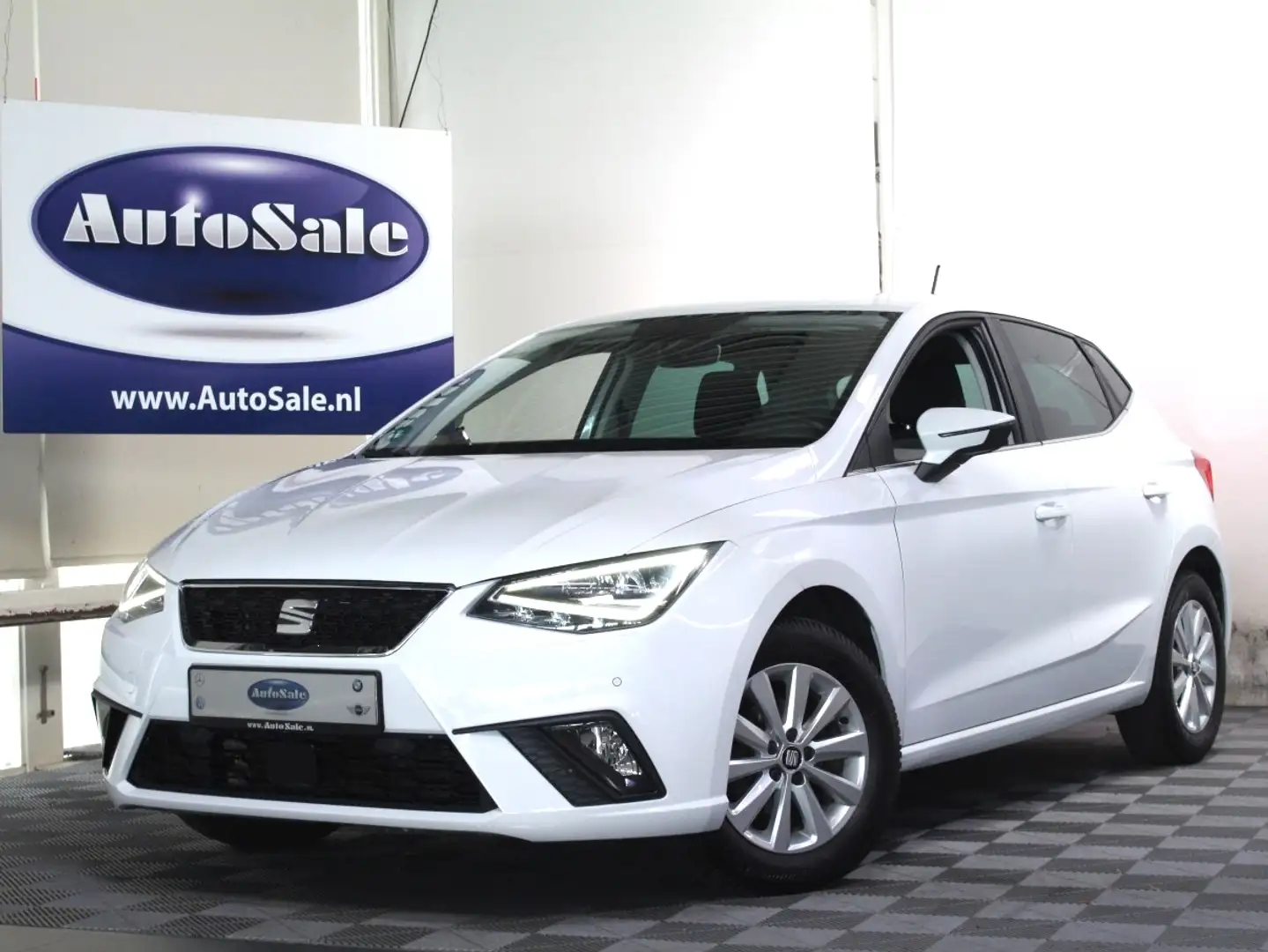 SEAT Ibiza 1.0 TSI FR 1eEIG ACC CARPLAY STOELVW KEYLS '18 Білий - 1