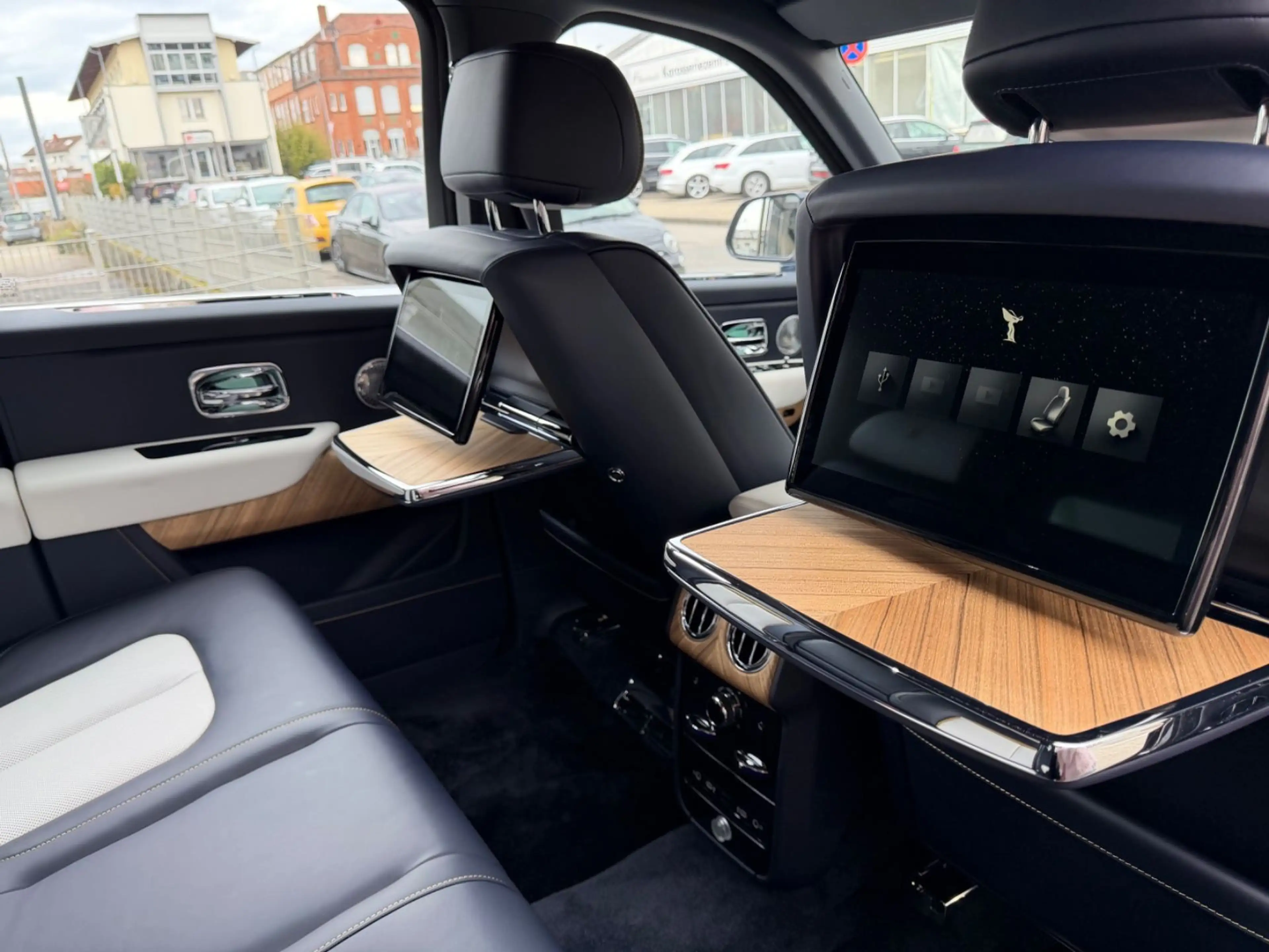 Rolls-Royce Cullinan SERIES II|CULLINAN PACK|SHOOTING STAR|MULTIMEDIA — photo 9