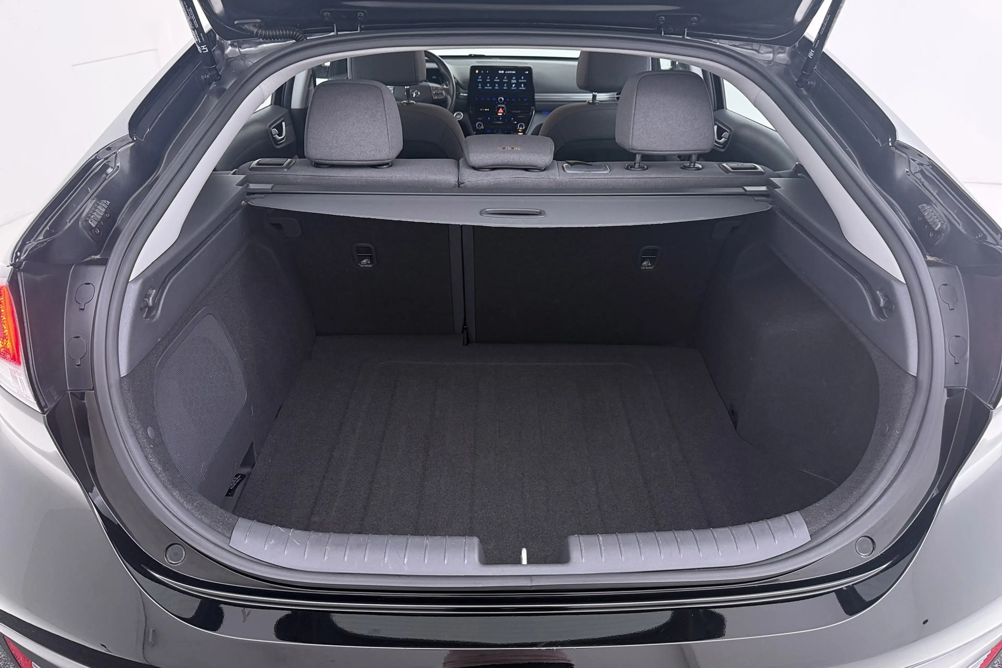 Hyundai IONIQ 1.6 GDi Comfort - Plus | Trekhaak | Org NL | Adap. — photo 43