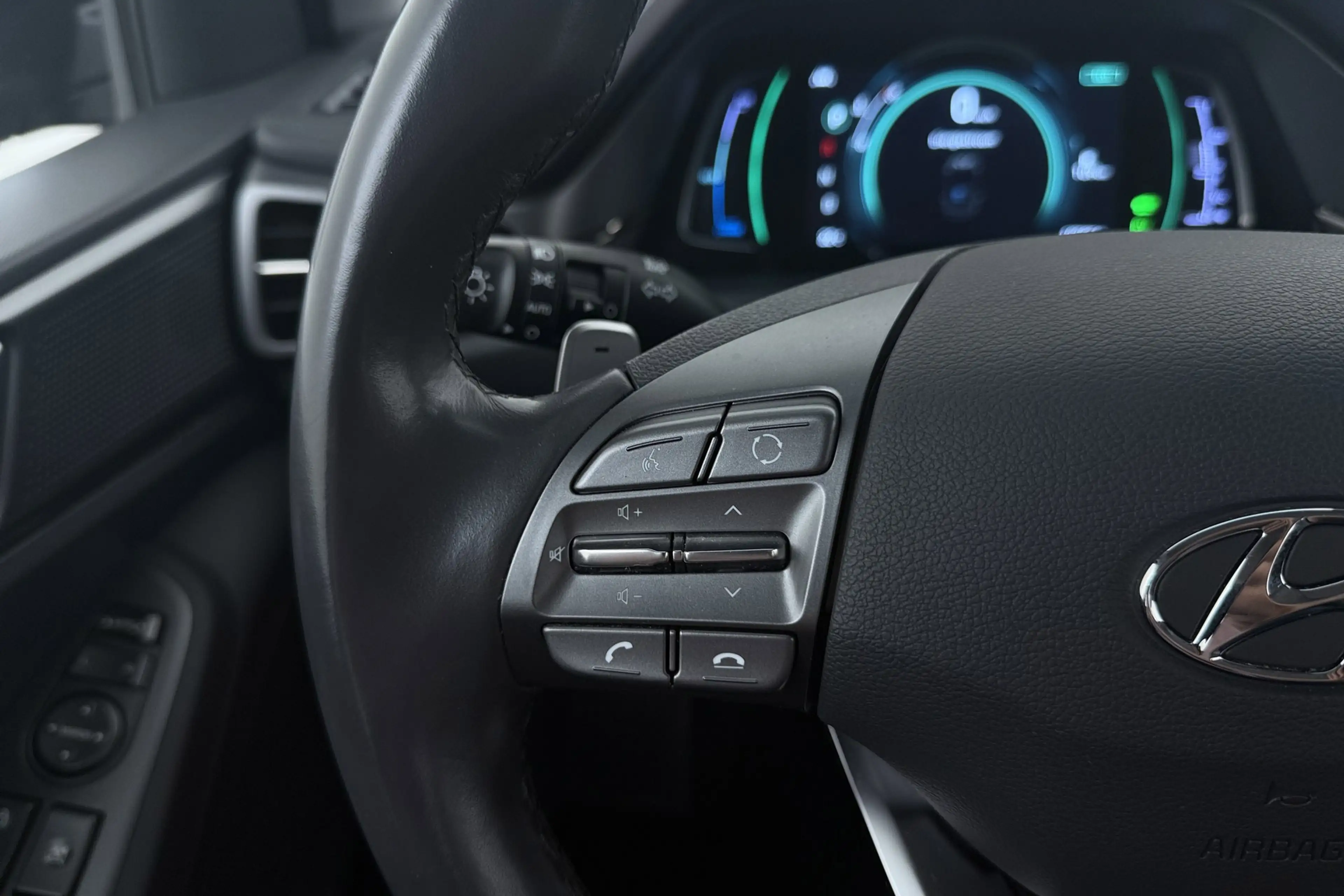 Hyundai IONIQ 1.6 GDi Comfort - Plus | Trekhaak | Org NL | Adap. — photo 29