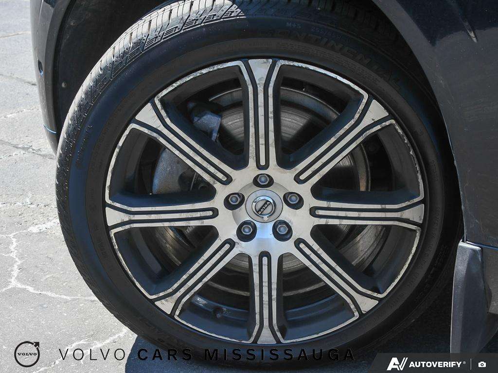 2021 Volvo XC60 Inscription Plug-In Hybrid thumb 6