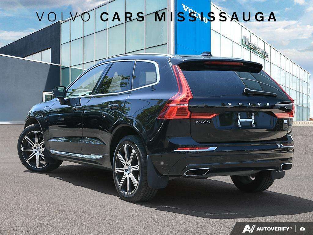 2021 Volvo XC60 Inscription Plug-In Hybrid alt 4