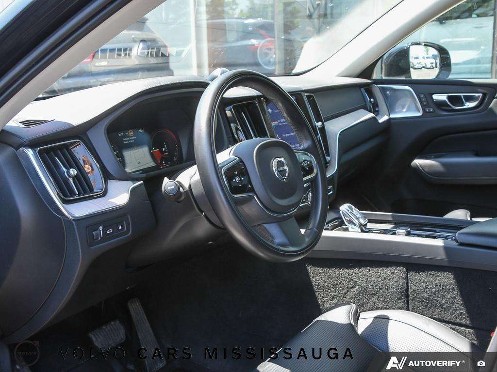 2021 Volvo XC60 Inscription Plug-In Hybrid thumb 13