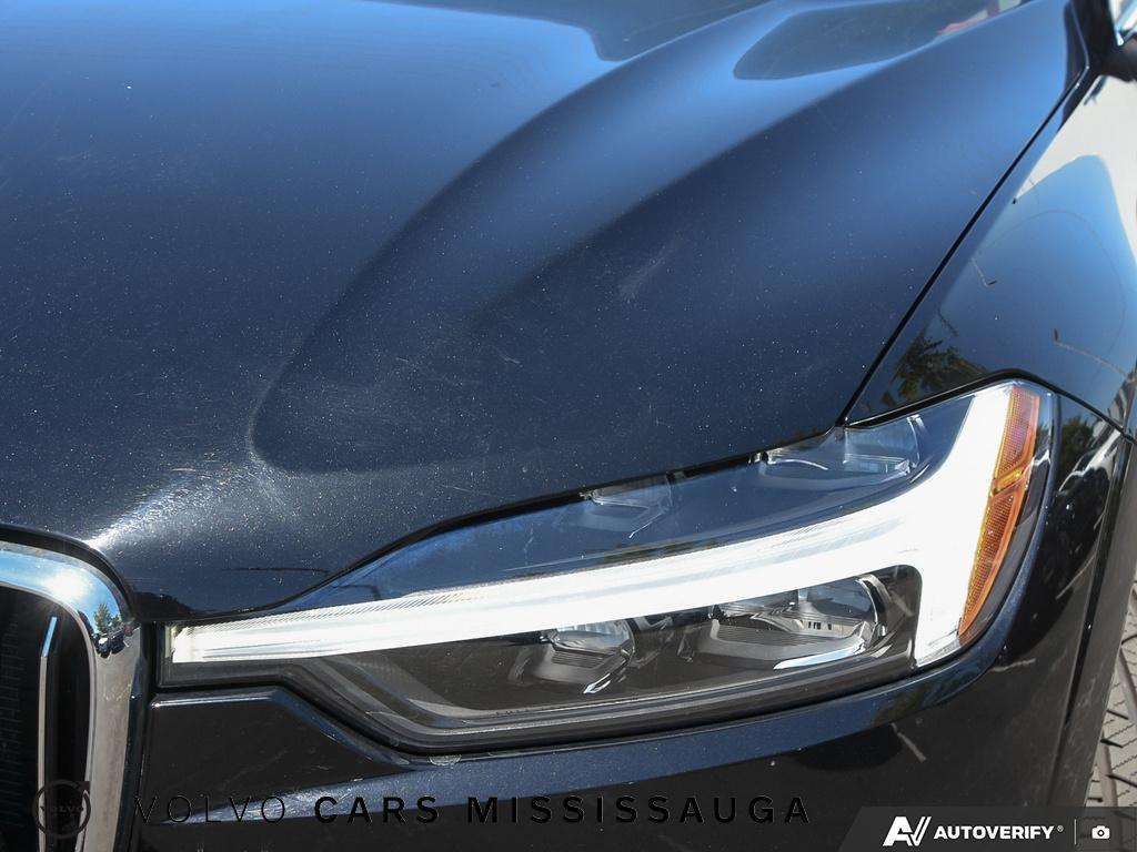 2021 Volvo XC60 Inscription Plug-In Hybrid thumb 10
