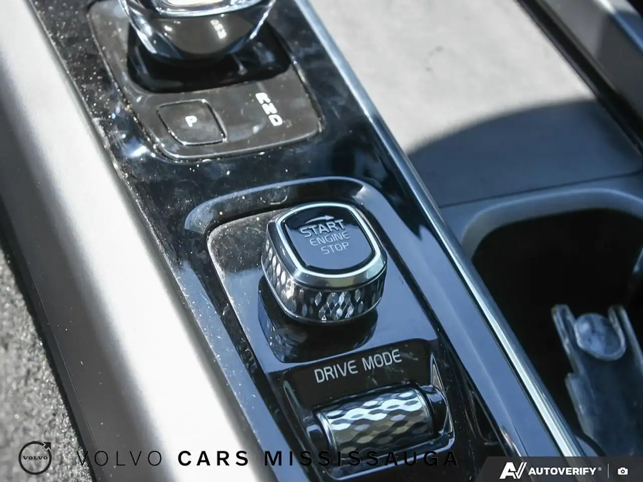 Volvo XC60 снимка Volvo XC60