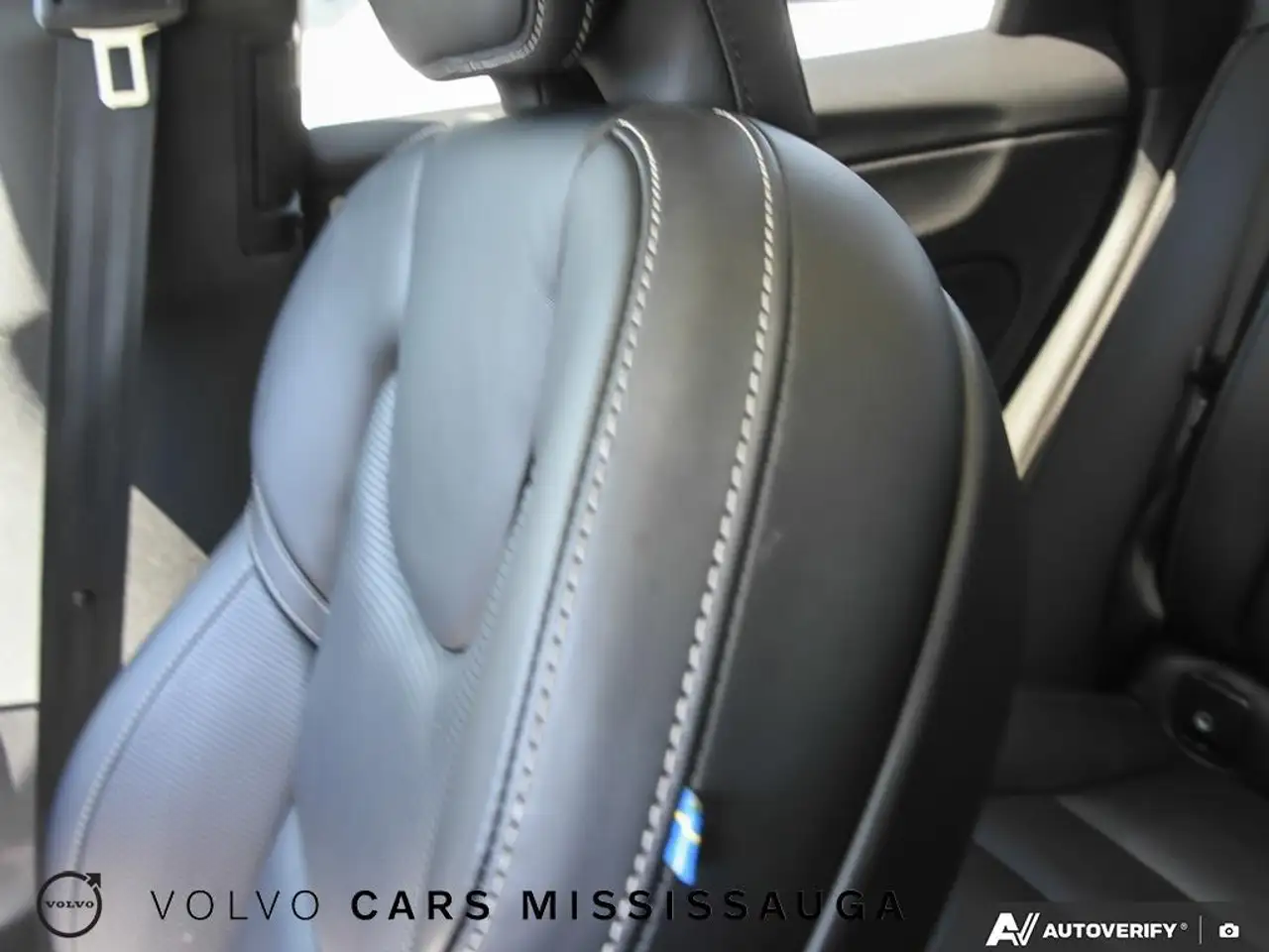 Volvo XC60 снимка Volvo XC60