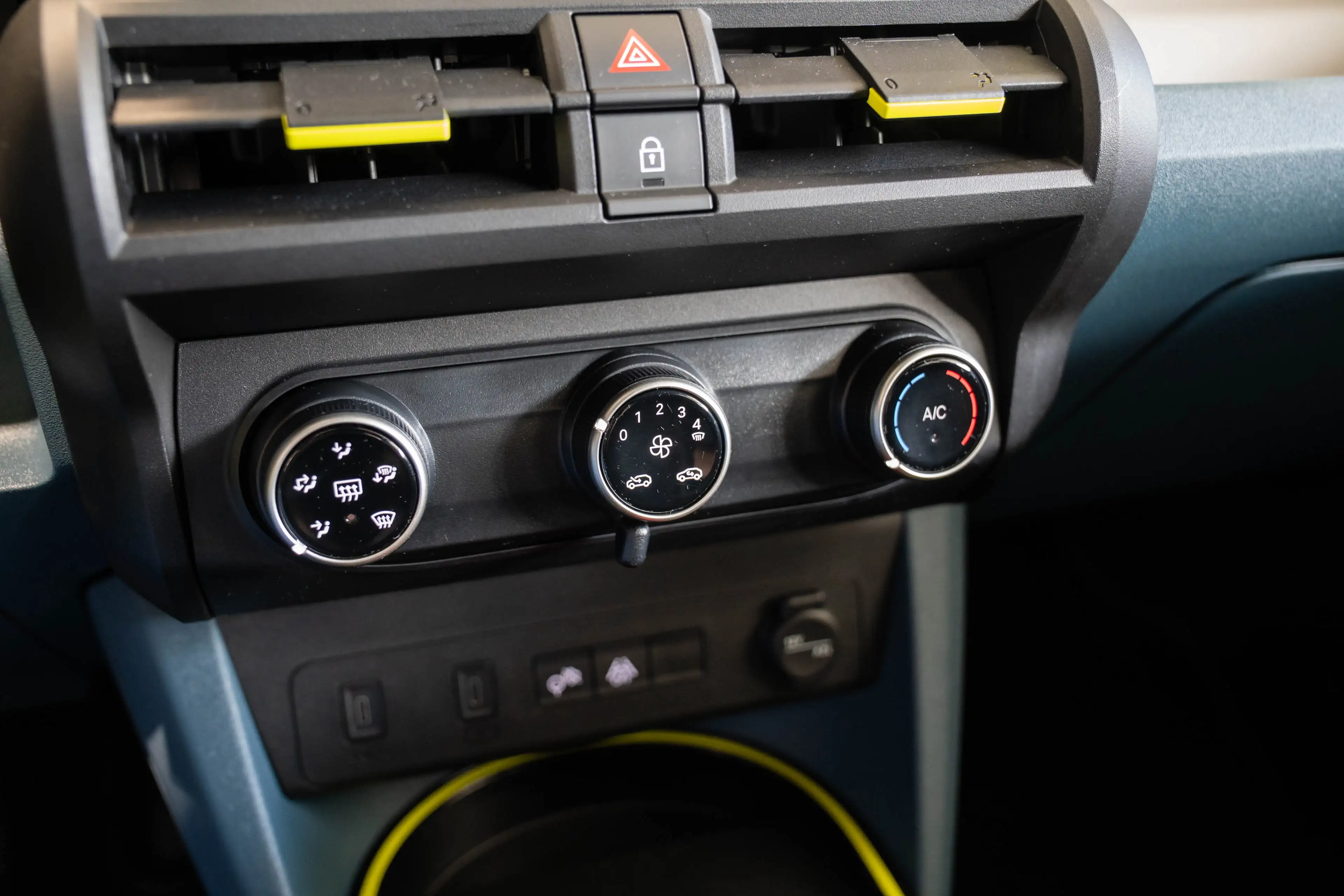 Fiat Grande Panda 1.2 Hybrid ICON | Tot 8 Jaar Garantie | Style Pack — photo 23
