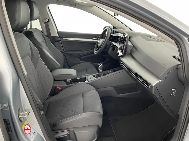 Volkswagen Golf view 10