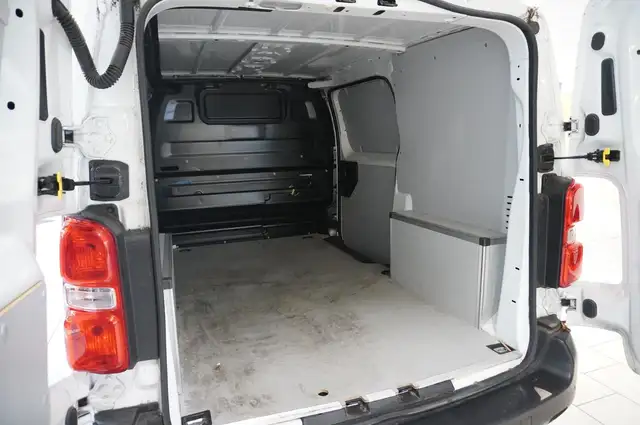 Opel Vivaro view 13