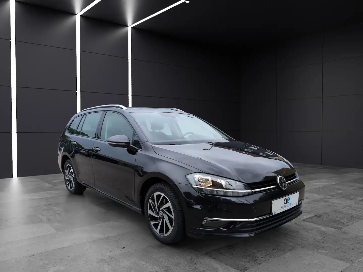 Volkswagen Golf Variant 2.0 TDI Join *eAHK*Pano*DYN*DSG* Schwarz - 2