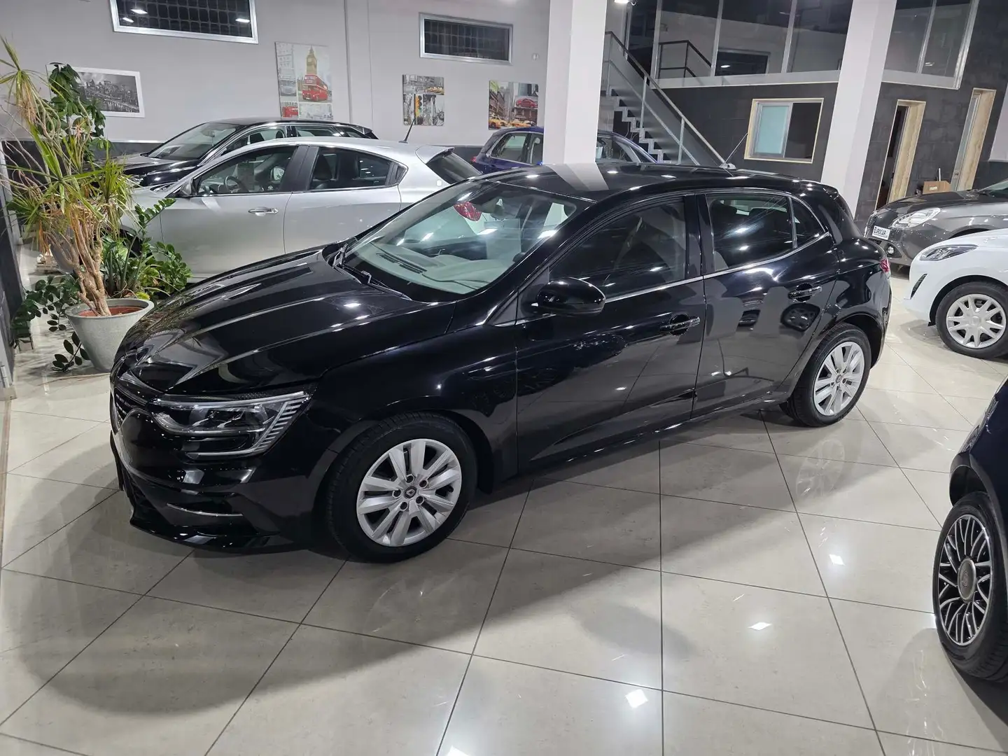 Renault Megane Megane 1.5 blue dci Business 115cv edc Noir - 1