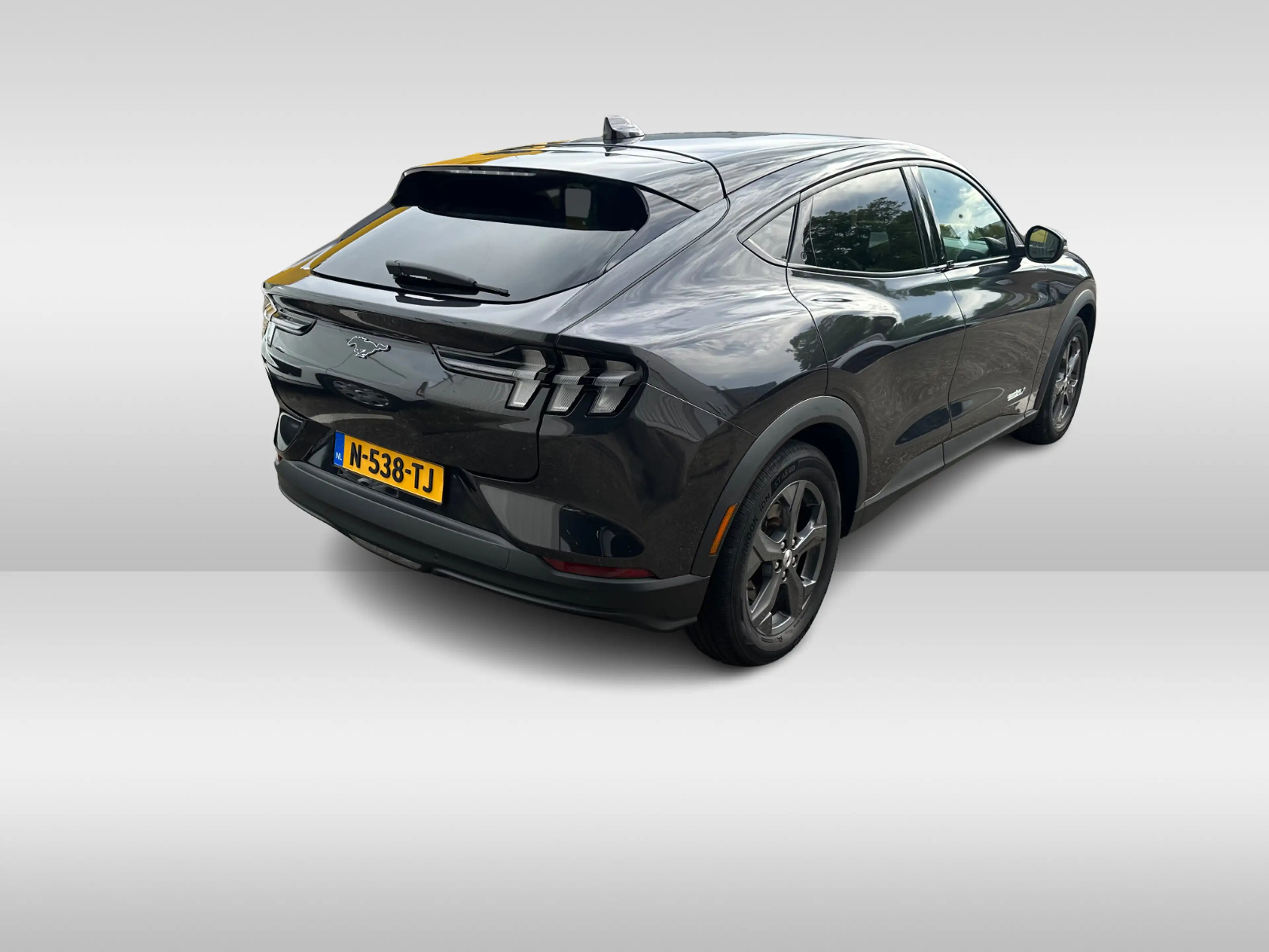 Ford Mustang Mach-E Extended RWD 98 kWh / Camera / Leder / 18'' / Keyl — photo 3