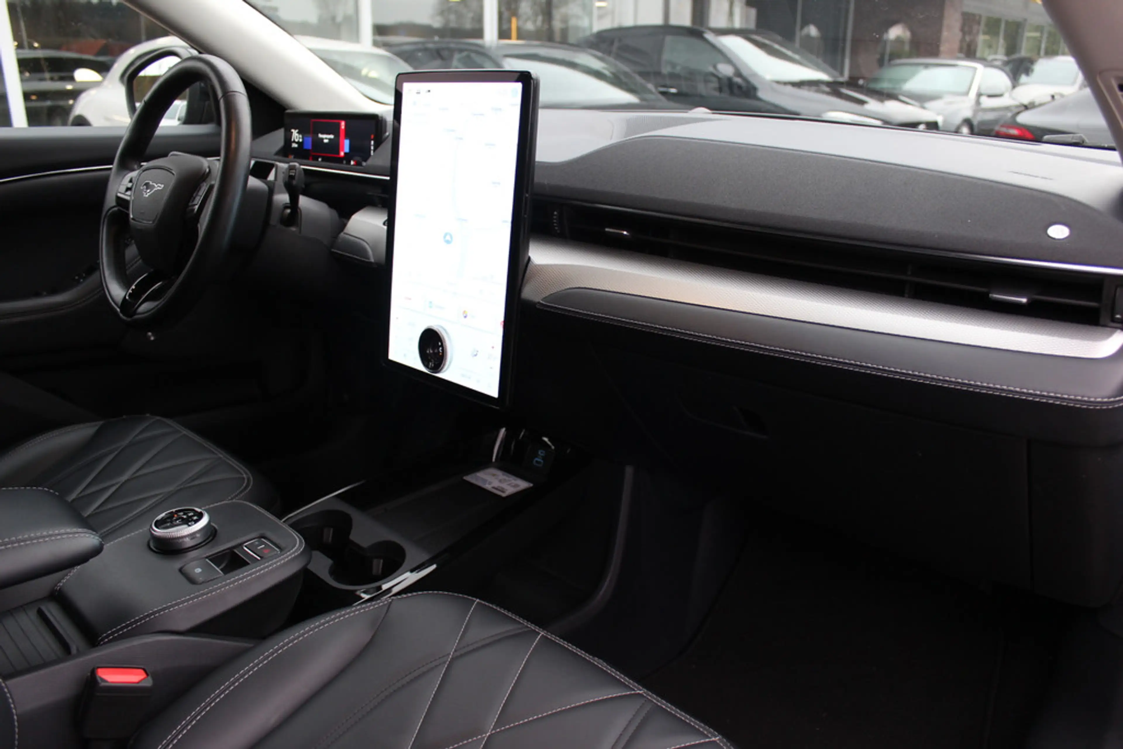Ford Mustang Mach-E Extended RWD 98 kWh / Camera / Leder / 18'' / Keyl — photo 10
