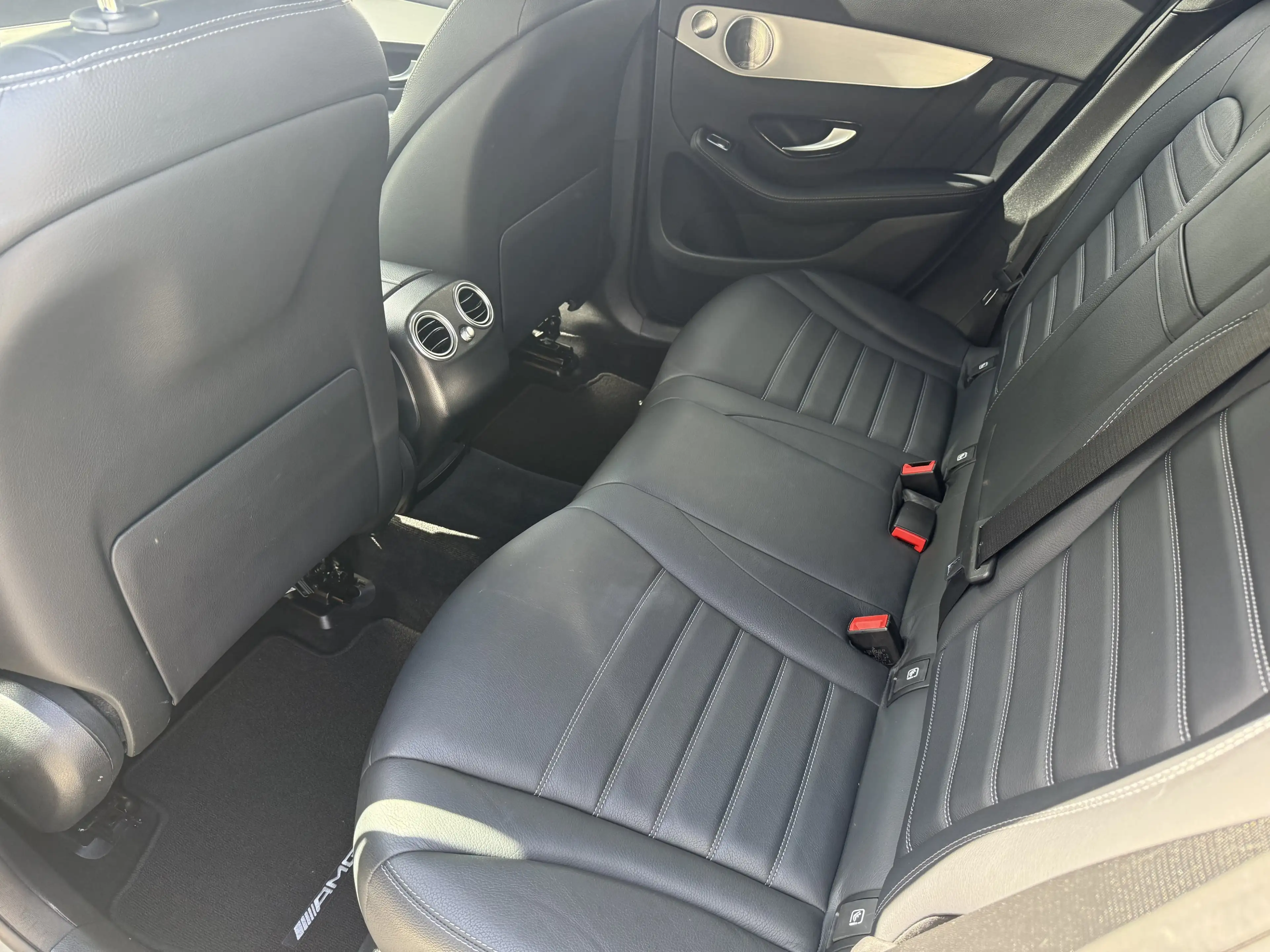 Mercedes-Benz GLC 350 D — photo 10