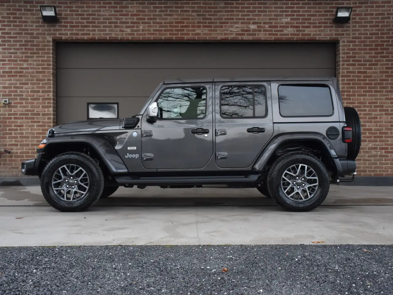 Jeep Wrangler 2.0 PHEV 4XE / OVERLAND / LICHTE VRACHT / CARPLAY — foto 4