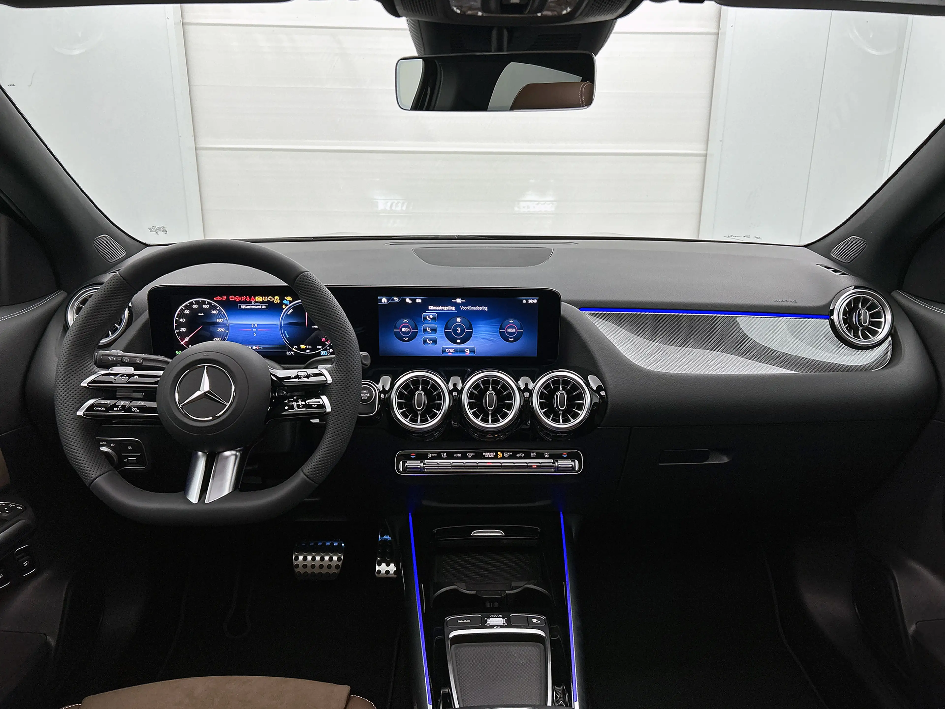 Mercedes-Benz GLA 250 e Business Solution AMG | Nightpakket | Trekhaak | — photo 4