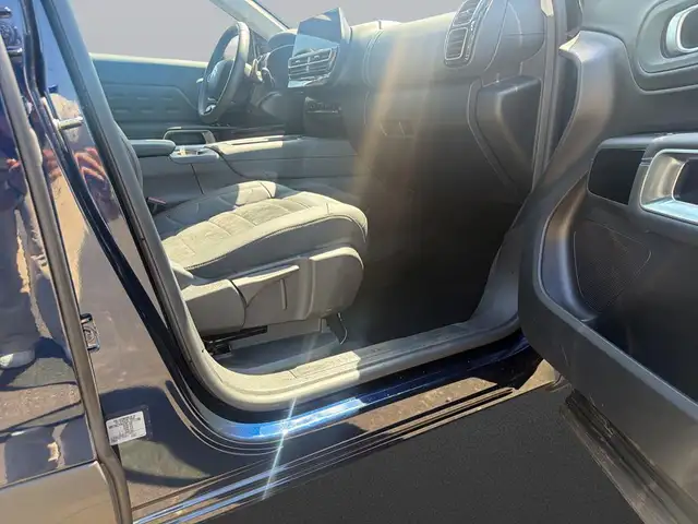 Citroen C5 Aircross view 11