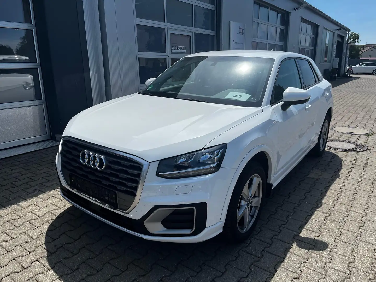 Audi Q2 1.4 TFSI Sport Keyless Navi Sitzheizung PDC White - 1