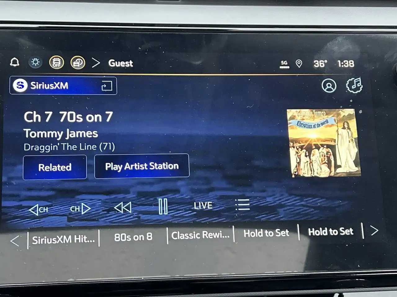Chevrolet Bolt снимка Chevrolet Bolt