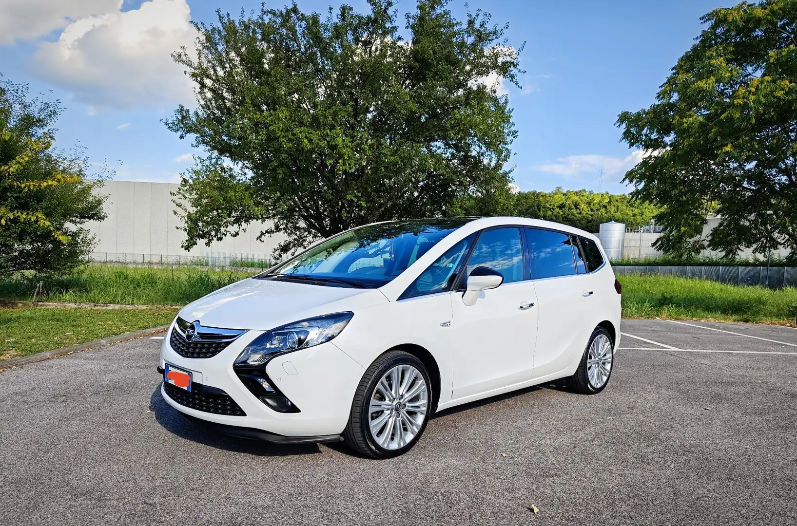 Opel Zafira Tourer 2.0 cdti Cosmo 130cv - 1