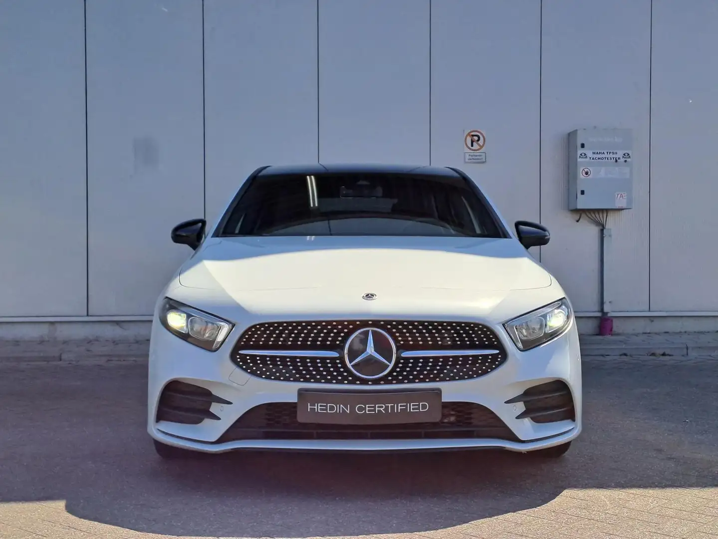 Mercedes-Benz A 180 AMG Line - 2