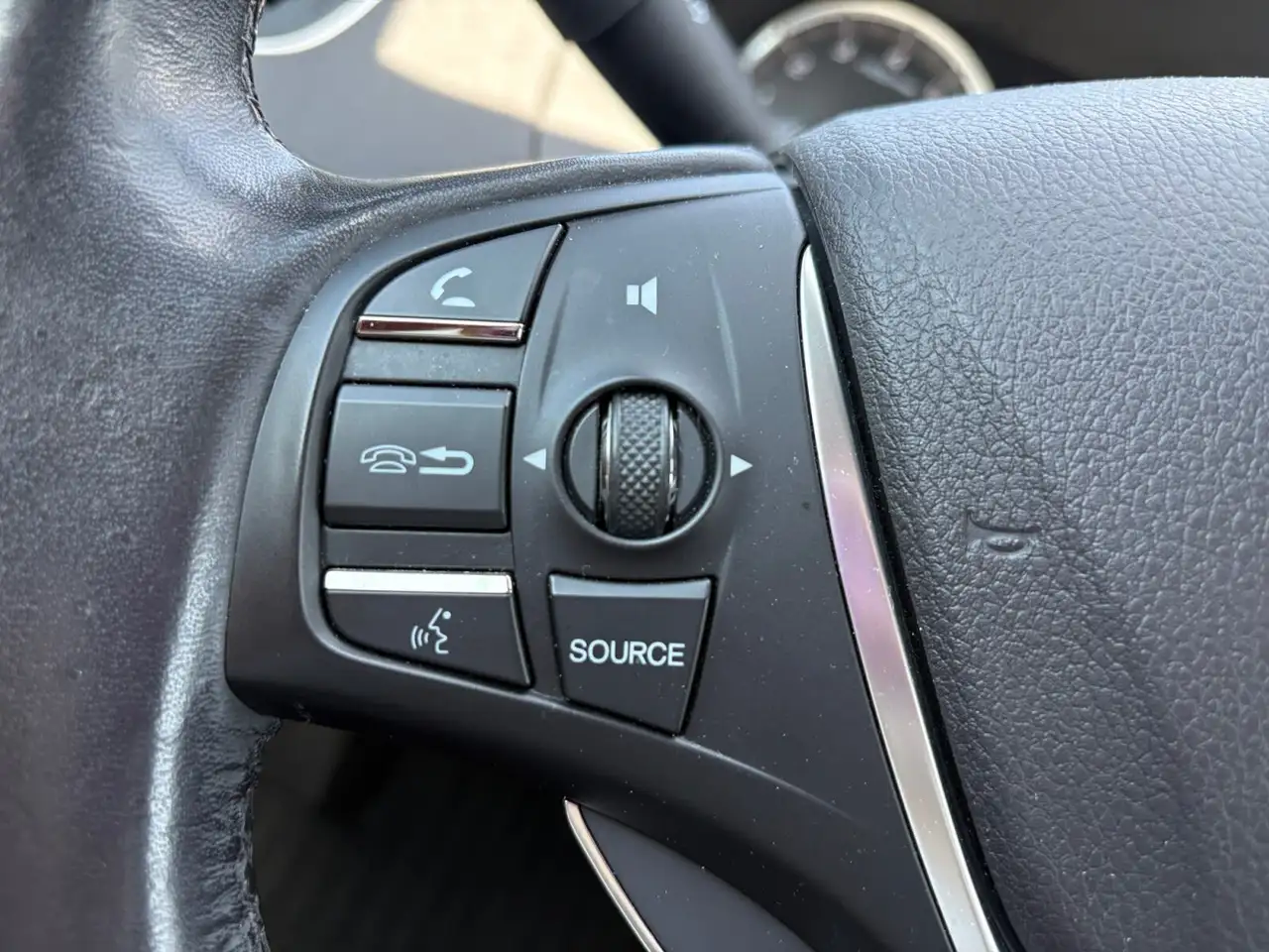 Acura TLX снимка Acura TLX