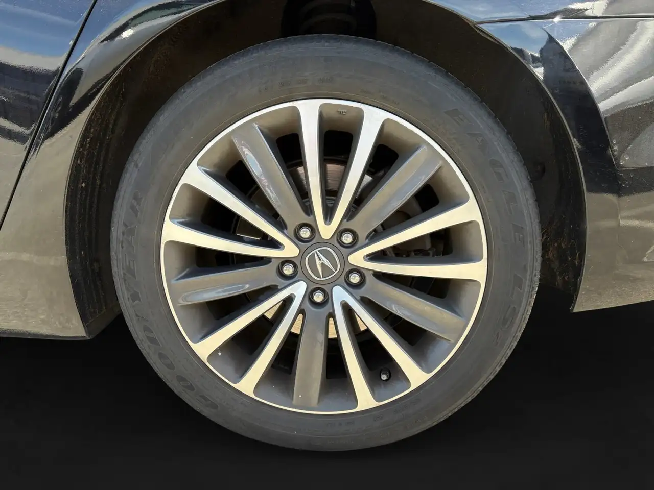 Acura TLX снимка Acura TLX