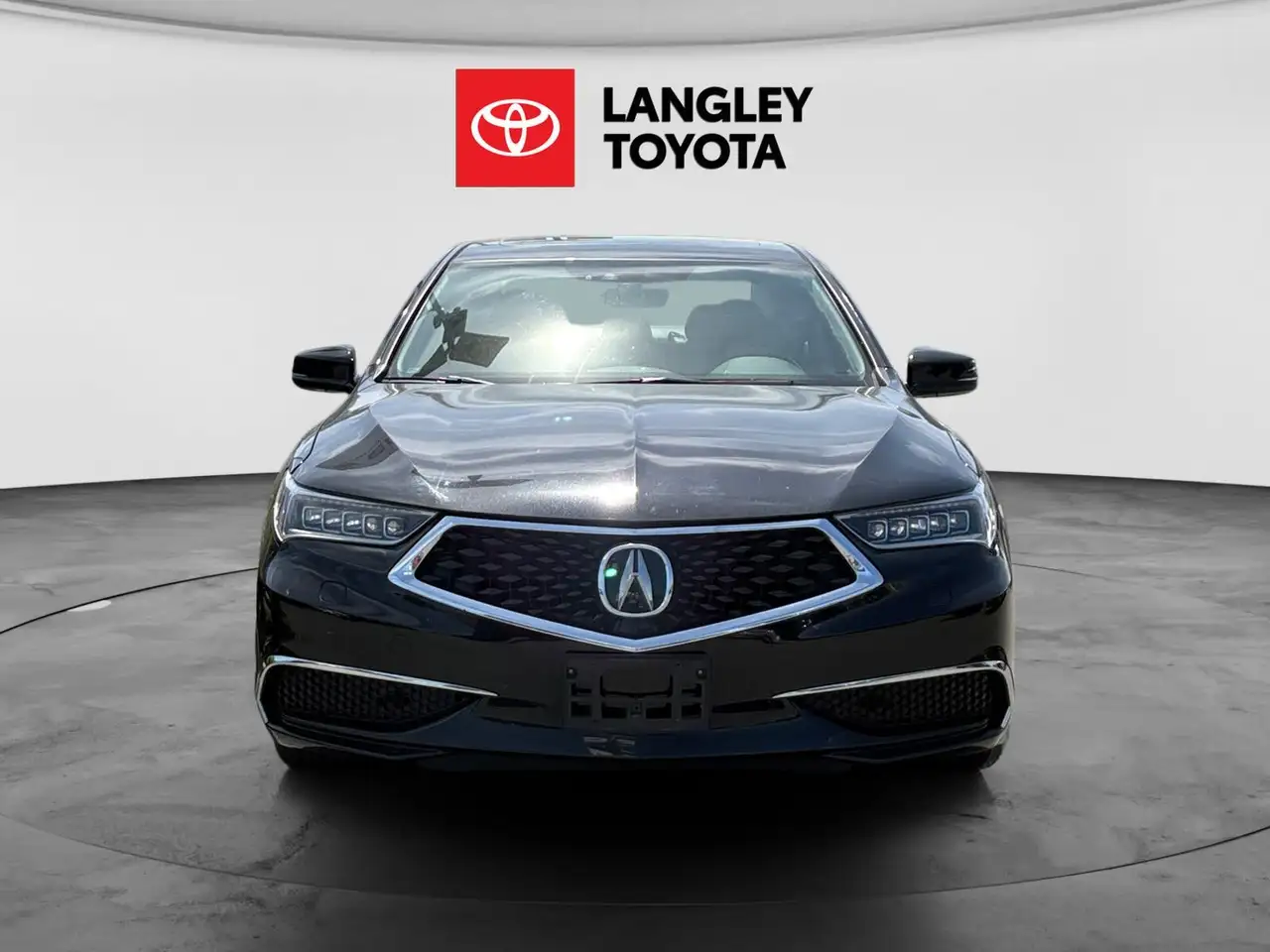 Acura TLX снимка Acura TLX